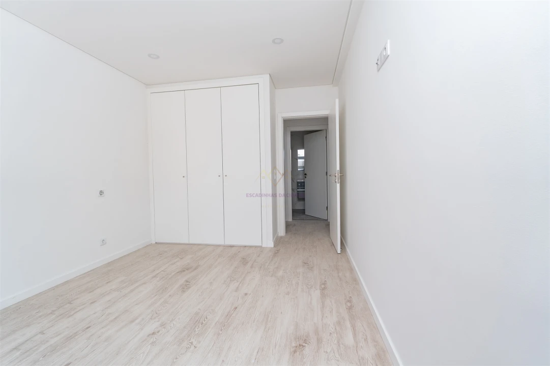 Apartamento T2 para Venda em Seixal, Arrentela e Aldeia de Paio Pires Foto 17