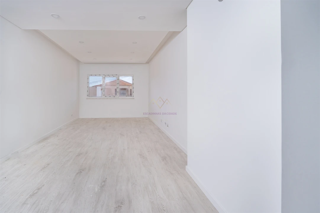 Apartamento T2 para Venda em Seixal, Arrentela e Aldeia de Paio Pires Foto 33