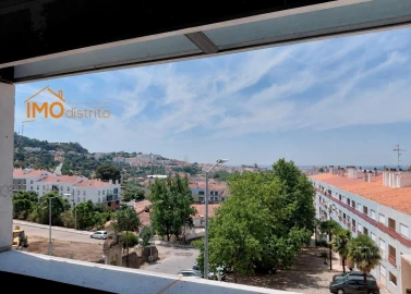 Apartamento T4 para Venda em Sé e São Lourenço