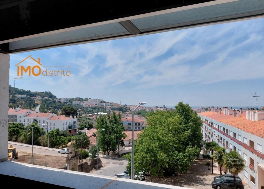 Apartamento T4 para Venda em Sé e São Lourenço Foto 1