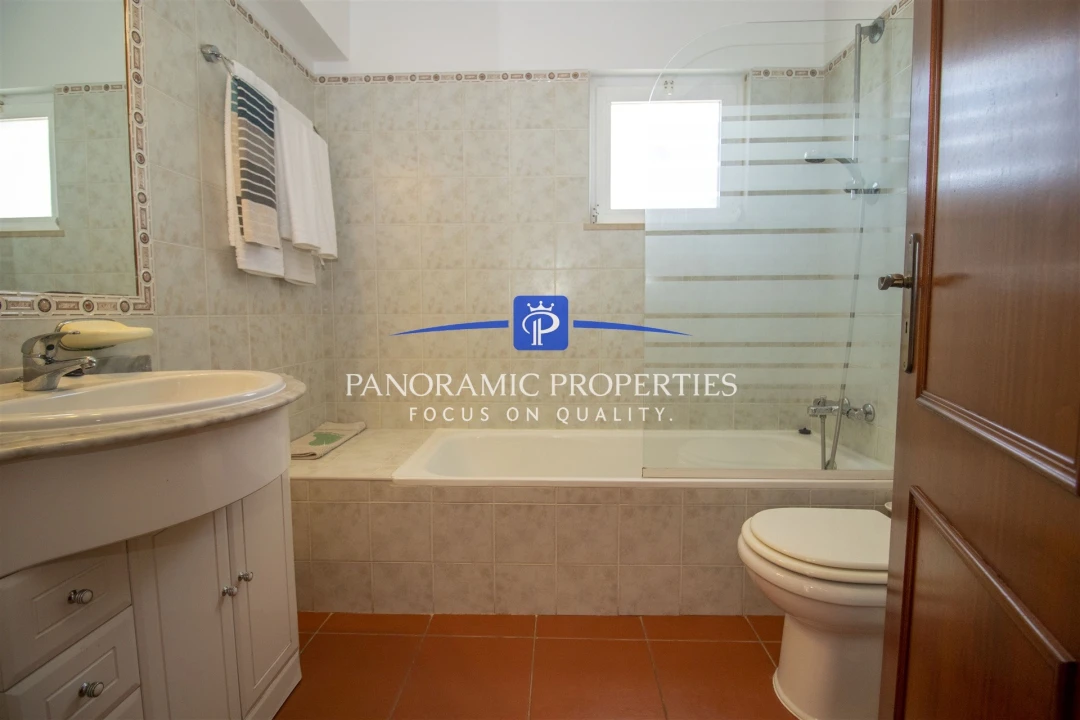 Apartamento T2 para Venda em Lagoa e Carvoeiro Foto 14