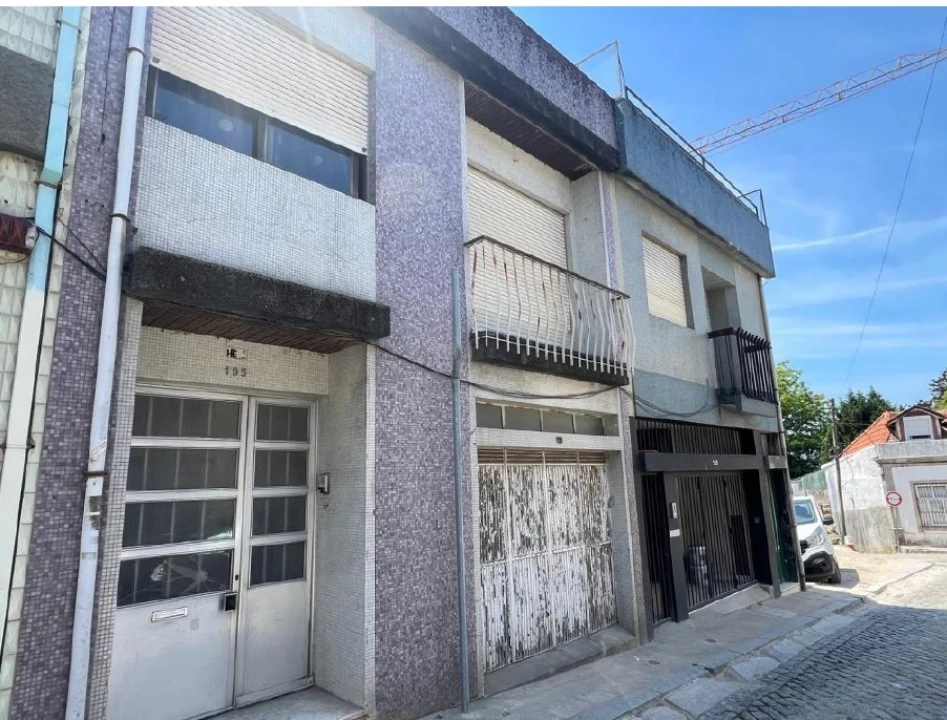 Moradia T3 para Venda em Lordelo do Ouro e Massarelos Foto 2