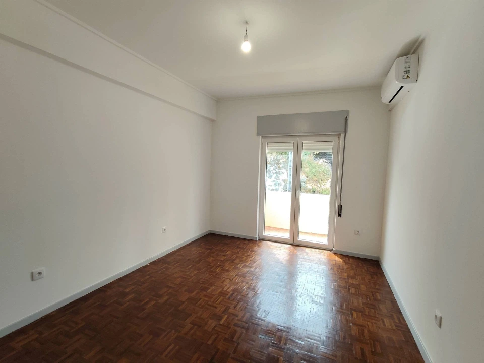 Apartamento T2 para Arrendamento em Covilhã e Canhoso Foto 13