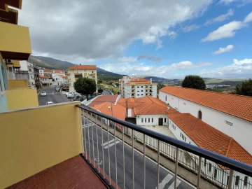 Apartamento T2 para Arrendamento em Covilhã e Canhoso