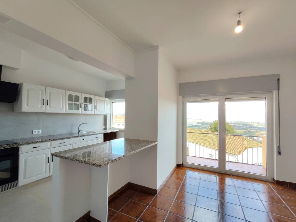Apartamento T2 para Arrendamento em Covilhã e Canhoso Foto 1