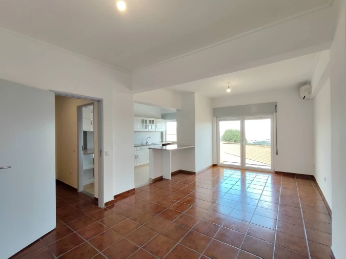 Apartamento T2 para Arrendamento em Covilhã e Canhoso Foto 5