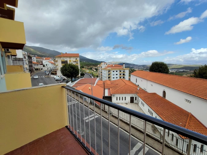 Apartamento T2 para Arrendamento em Covilhã e Canhoso Foto 6