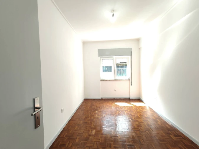 Apartamento T2 para Arrendamento em Covilhã e Canhoso Foto 9