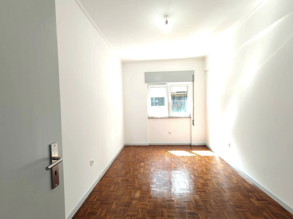 Apartamento T2 para Arrendamento em Covilhã e Canhoso Foto 9
