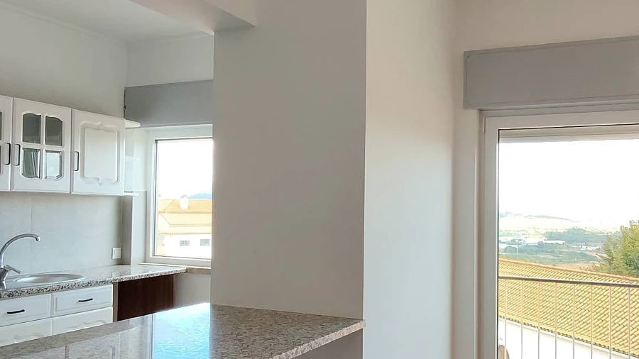 Apartamento T2 para Arrendamento em Covilhã e Canhoso