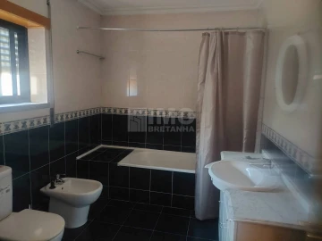 Apartamento T3 para Arrendamento em Covilhã e Canhoso