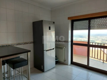 Apartamento T3 para Arrendamento em Covilhã e Canhoso