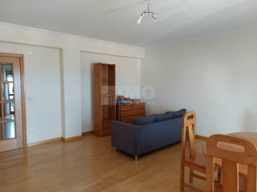 Apartamento T3 para Arrendamento em Covilhã e Canhoso