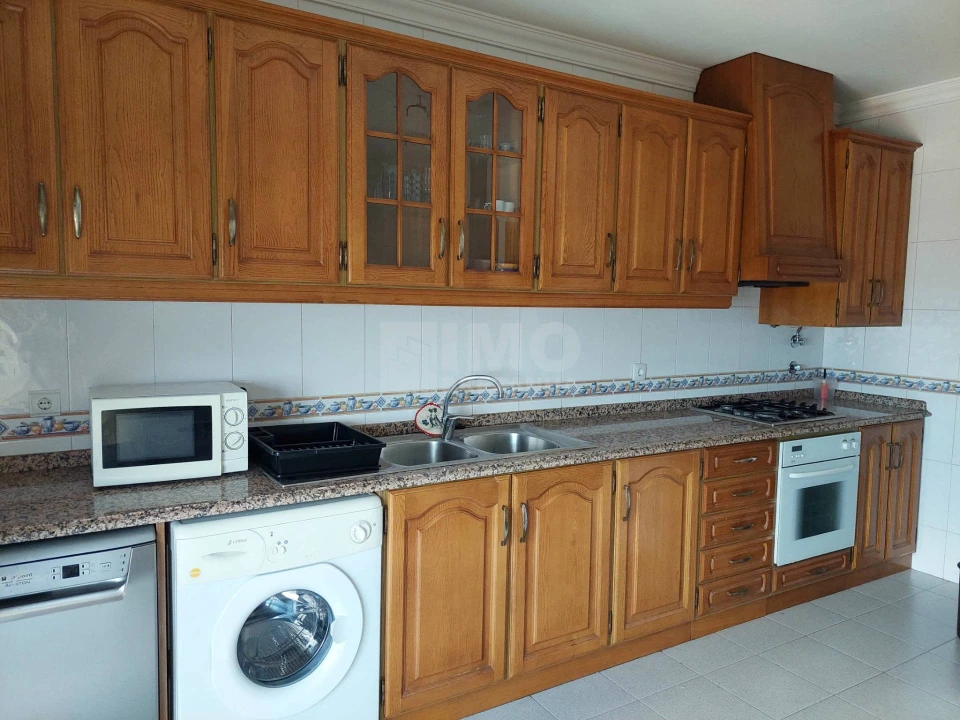 Apartamento T3 para Arrendamento em Covilhã e Canhoso Foto 1