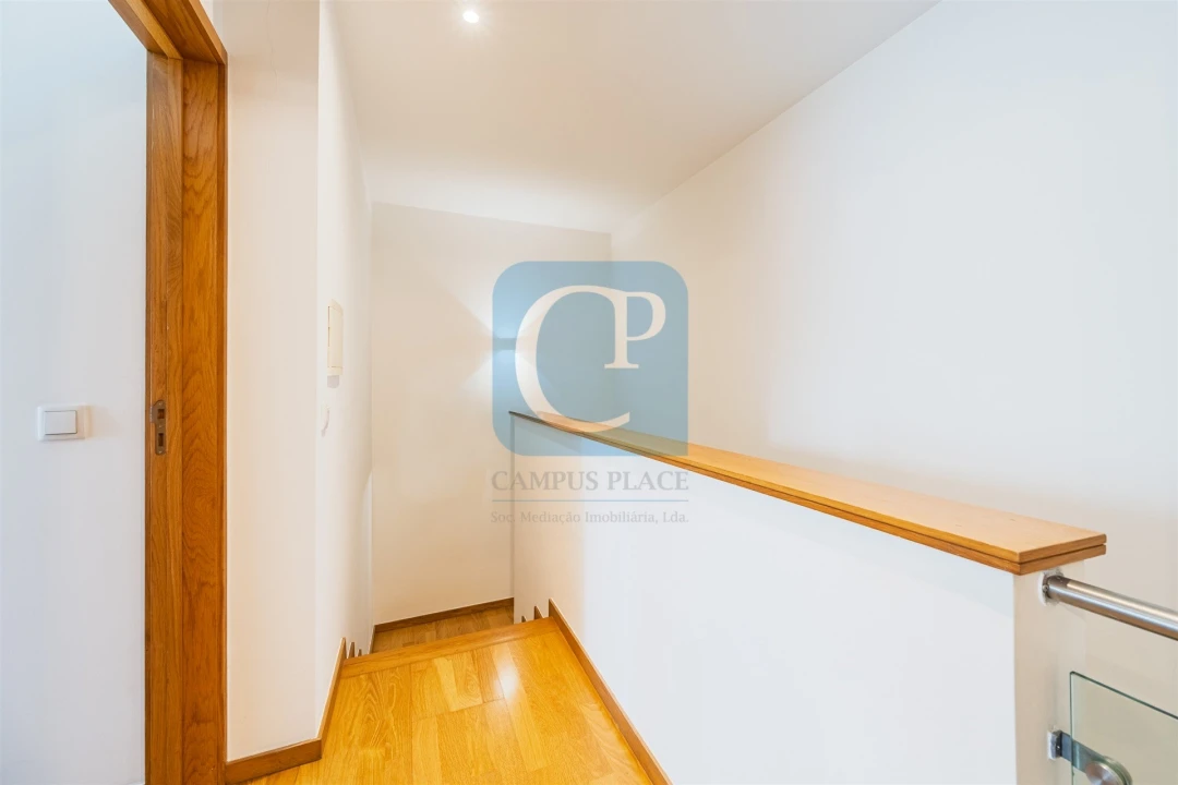 Apartamento T2 para Venda em Valongo Foto 19