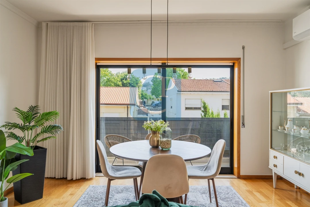 Apartamento T2 para Venda em Valongo Foto 6