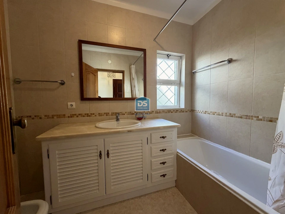 Apartamento T2 para Venda em Albufeira e Olhos de Água Foto 29