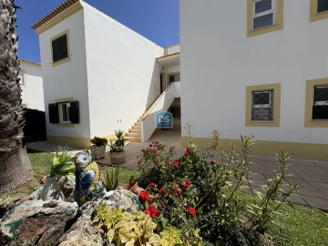 Apartamento T2 para Venda em Albufeira e Olhos de Água