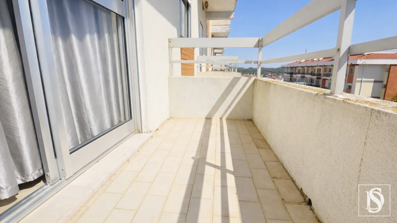 Apartamento T3 para Venda em Tavarede Foto 23
