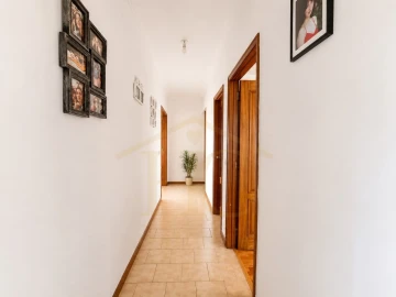 Apartamento T3 para Venda em Aver-O-Mar, Amorim e Terroso