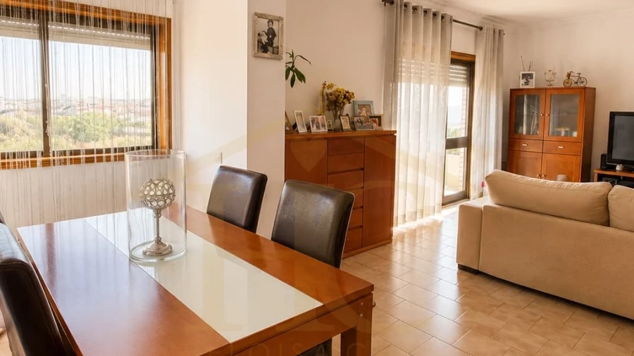 Apartamento T3 para Venda em Aver-O-Mar, Amorim e Terroso