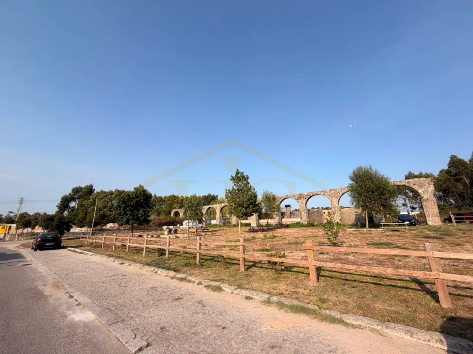 Terreno para Venda em Póvoa de Varzim, Beiriz e Argivai Foto 1