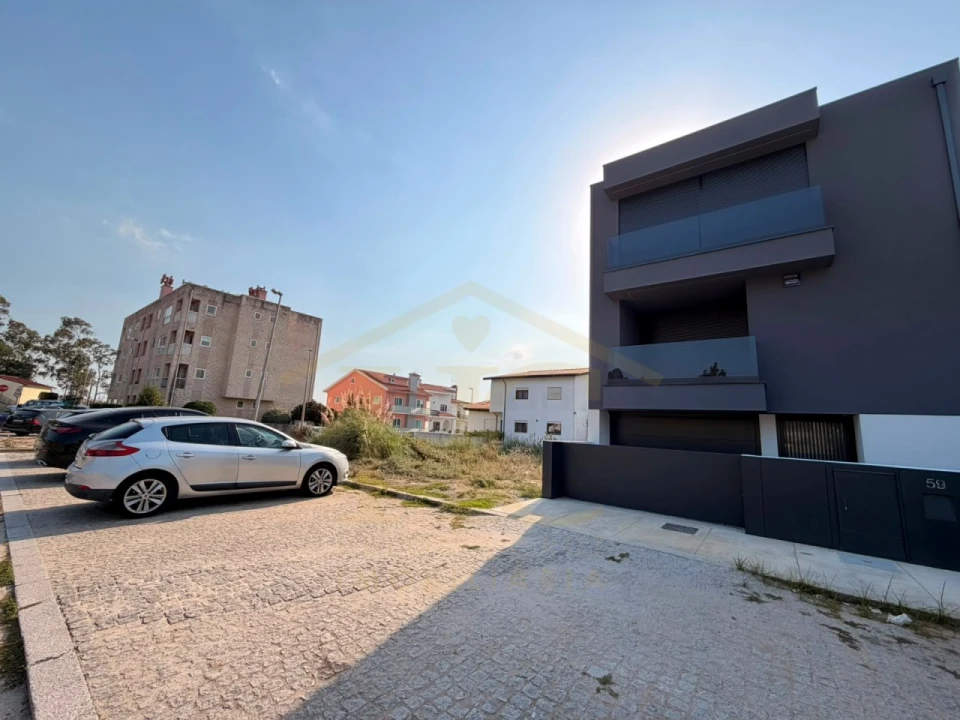 Terreno para Venda em Póvoa de Varzim, Beiriz e Argivai Foto 4