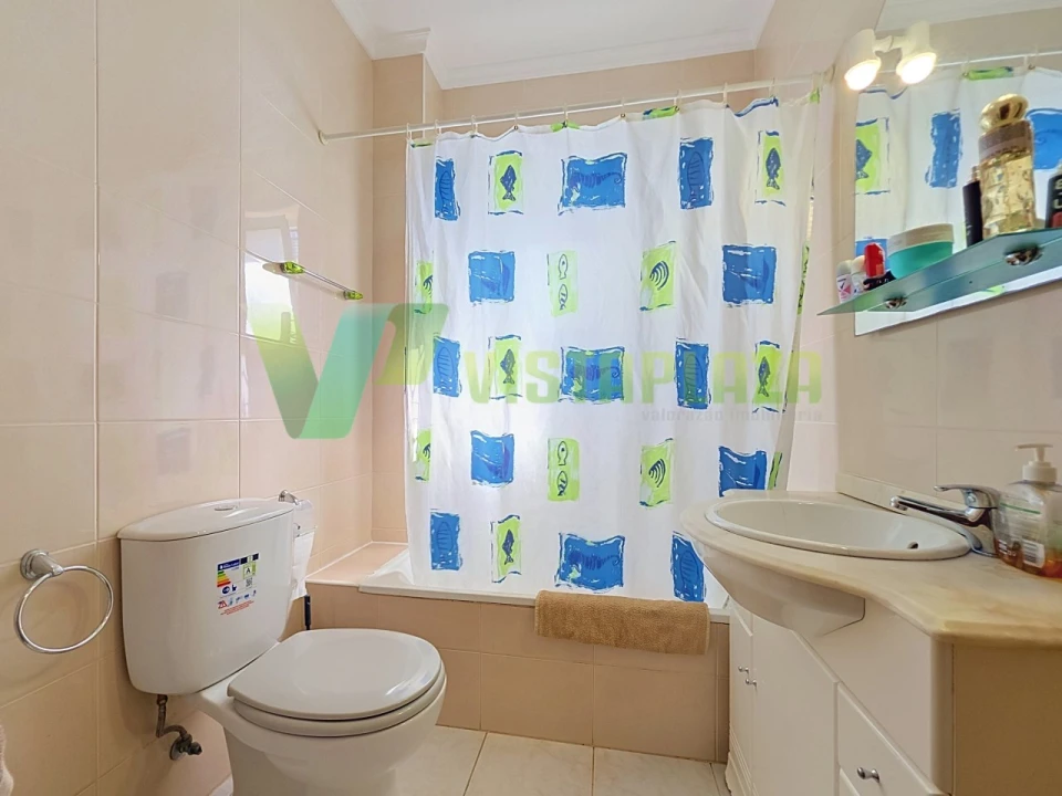 Apartamento T2 para Venda em Portimão Foto 13