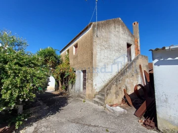 Moradia T5 para Venda em Madalena e Beselga