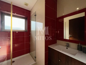 Moradia T4 para Venda em Chafe