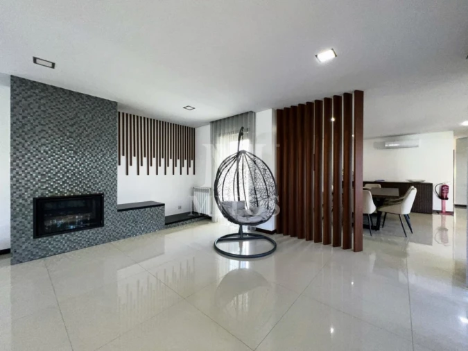 Moradia T4 para Venda em Chafe Foto 3