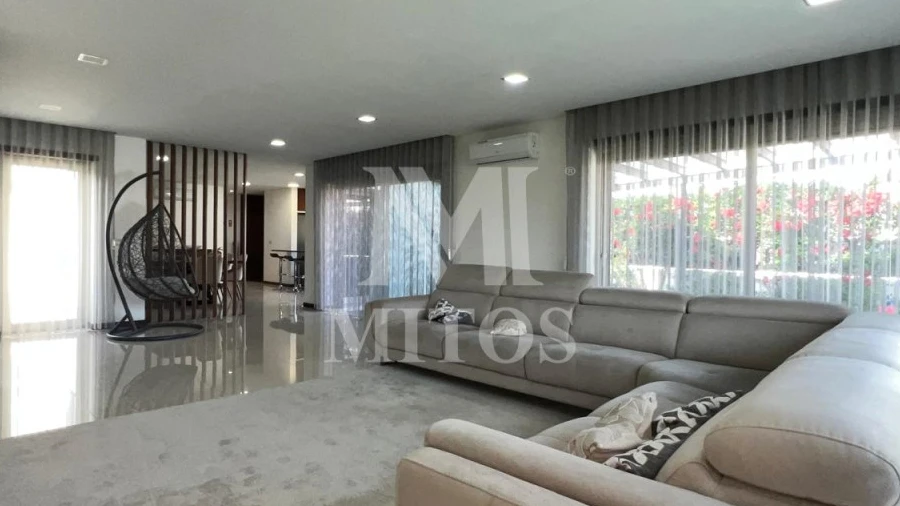Moradia T4 para Venda em Chafe