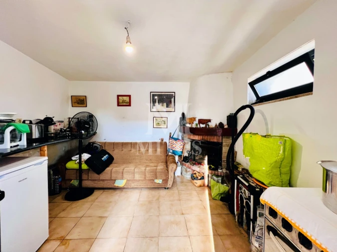 Moradia T3 para Venda em Chafe Foto 15