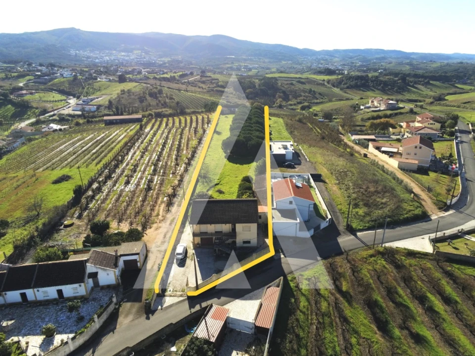 Moradia T4 para Venda em Lamas e Cercal Foto 46