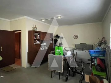 Moradia T4 para Venda em Lamas e Cercal