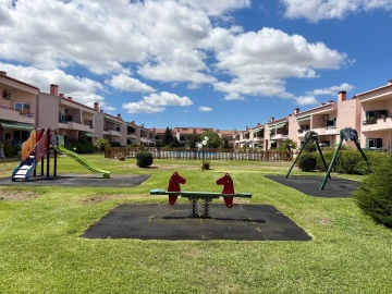 Apartamento T5 para Venda em Quinta do Anjo