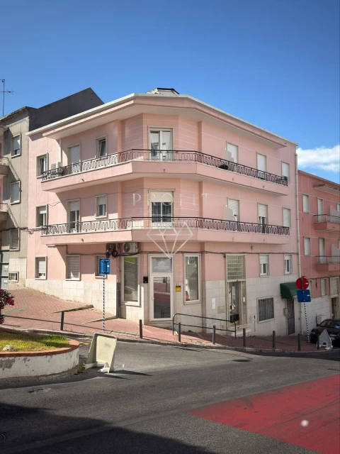 Apartamento T2 para Venda em Algés, Linda-A-Velha e Cruz Quebrada-Dafundo