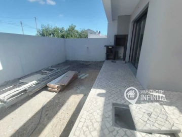 Moradia T3 para Venda em Fernao Ferro