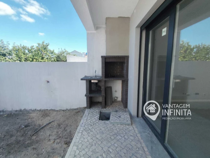 Moradia T3 para Venda em Fernao Ferro Foto 16