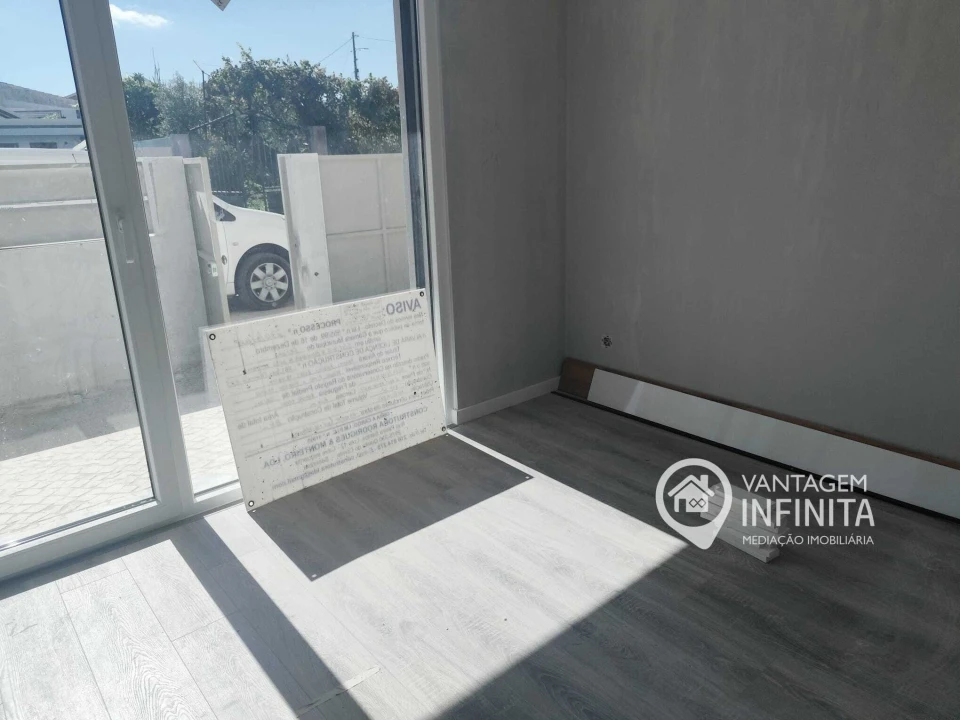 Moradia T3 para Venda em Fernao Ferro Foto 10