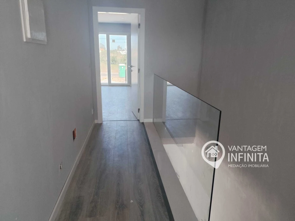 Moradia T3 para Venda em Fernao Ferro Foto 13