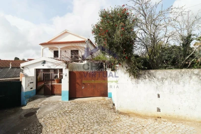 Moradia T3 para Venda em Carvalhal