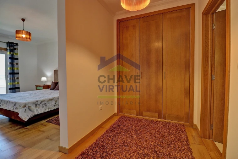 Apartamento T3 para Venda em Bombarral e Vale Covo Foto 17