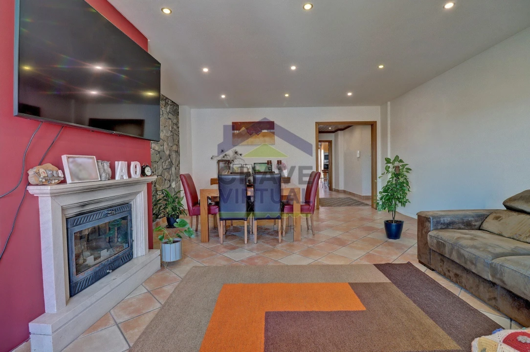 Apartamento T3 para Venda em Bombarral e Vale Covo Foto 3