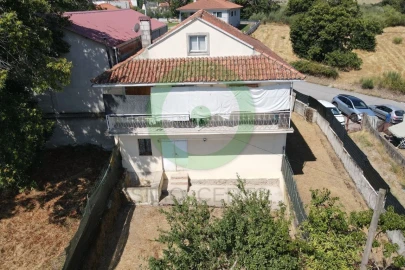 Moradia T3 para Venda em Lebução, Fiães e Nozelos