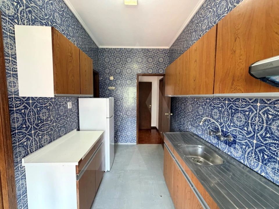 Apartamento T3 para Arrendamento em Esgueira Foto 4