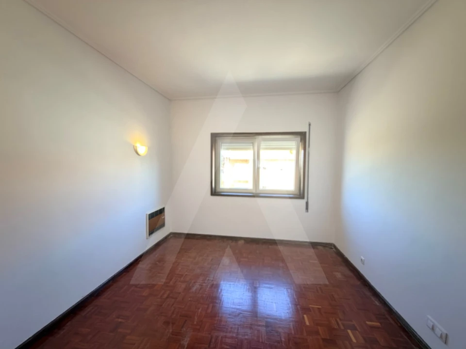 Apartamento T3 para Arrendamento em Esgueira Foto 11