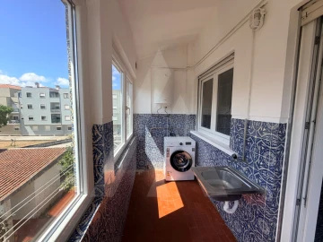 Apartamento T3 para Arrendamento em Esgueira