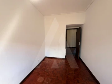 Apartamento T3 para Arrendamento em Esgueira