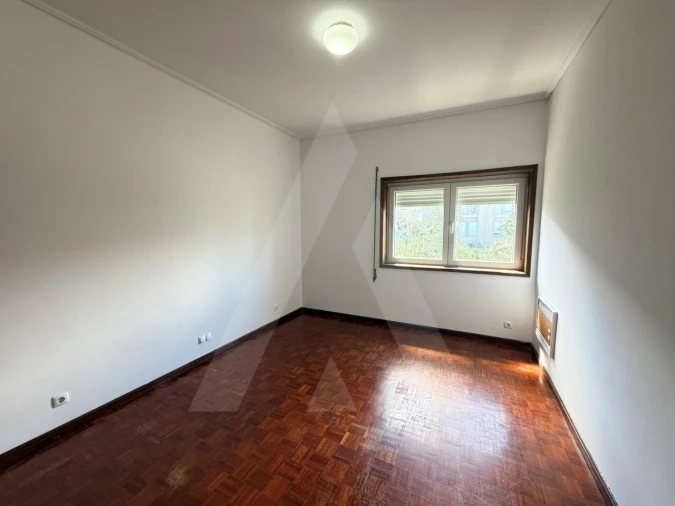 Apartamento T3 para Arrendamento em Esgueira Foto 14